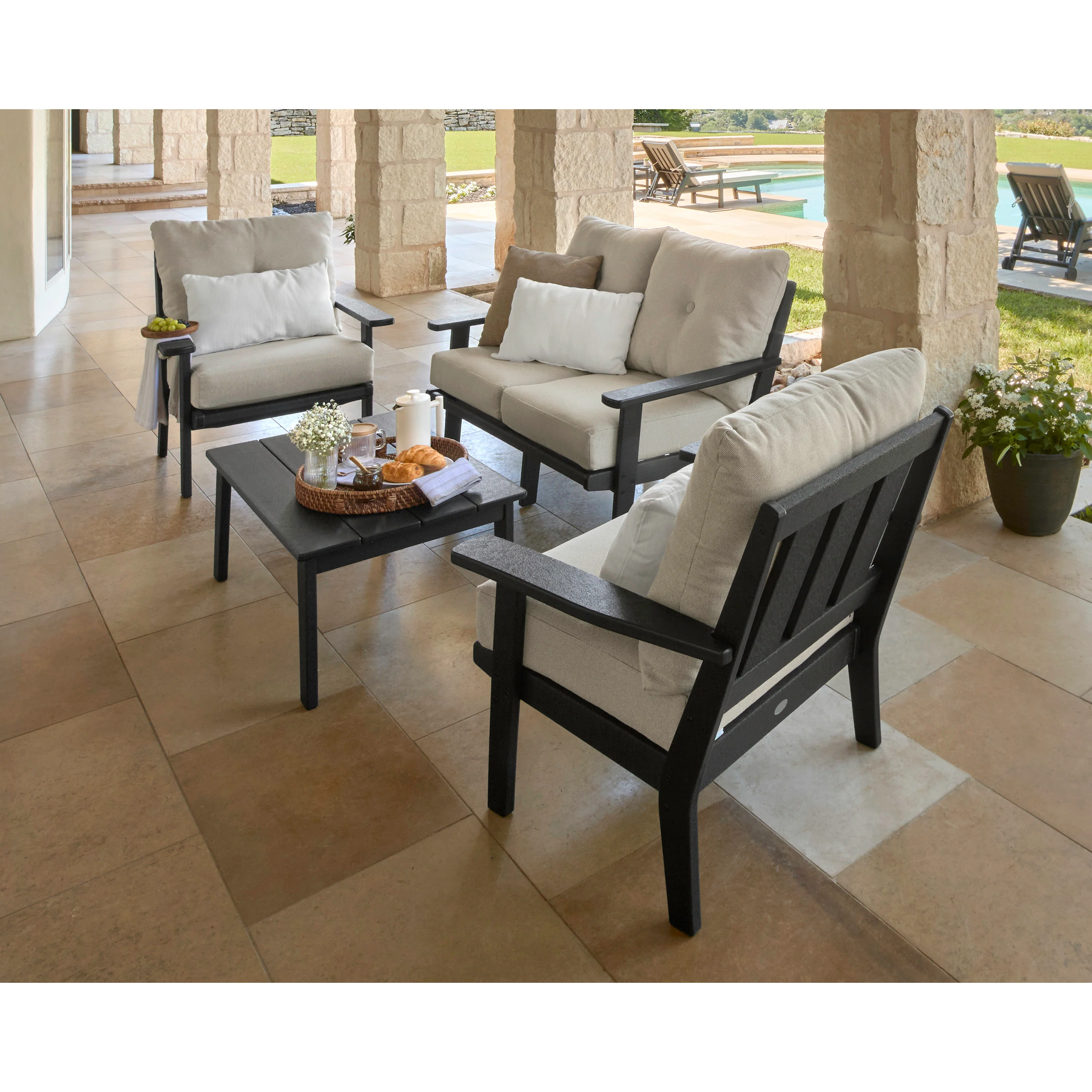 Oxford 4-Piece Deep Seating Set with Loveseat - Image 3
